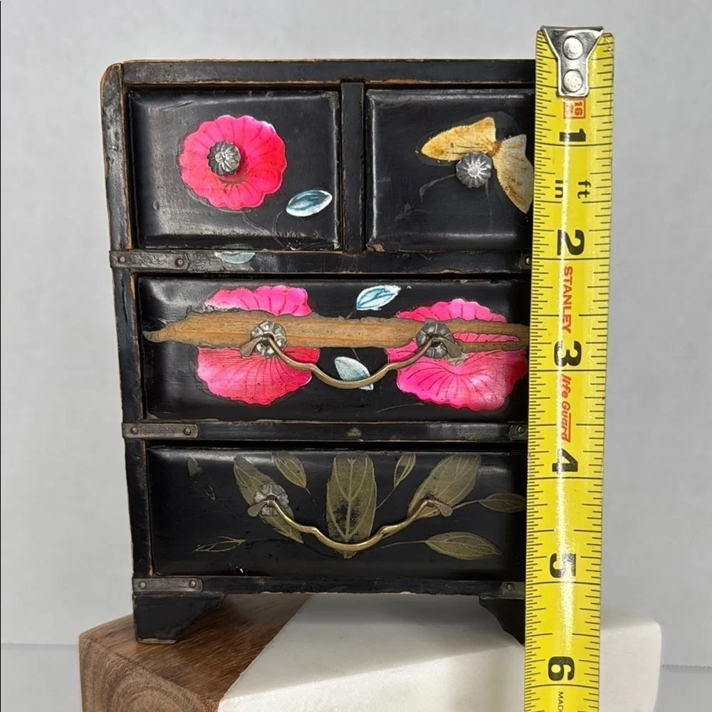 Vtg Japanese miniature hand painted black Wood 4 drawer chest Jewelry dollhouse